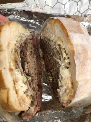 Hobby's Delicatessen & Restaurant