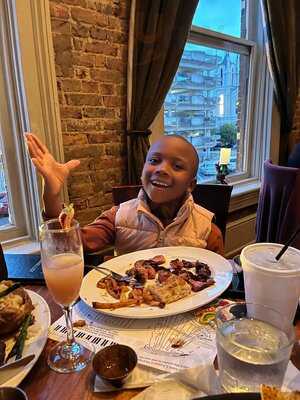 Mabella's Italian Steakhouse