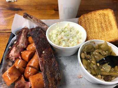 Woodpeckers Backyard Barbeque