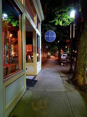 Public Fish And Oyster