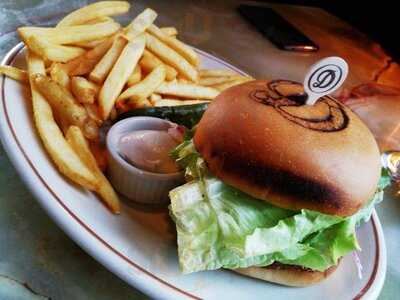 Daniel's Broiler - Bellevue