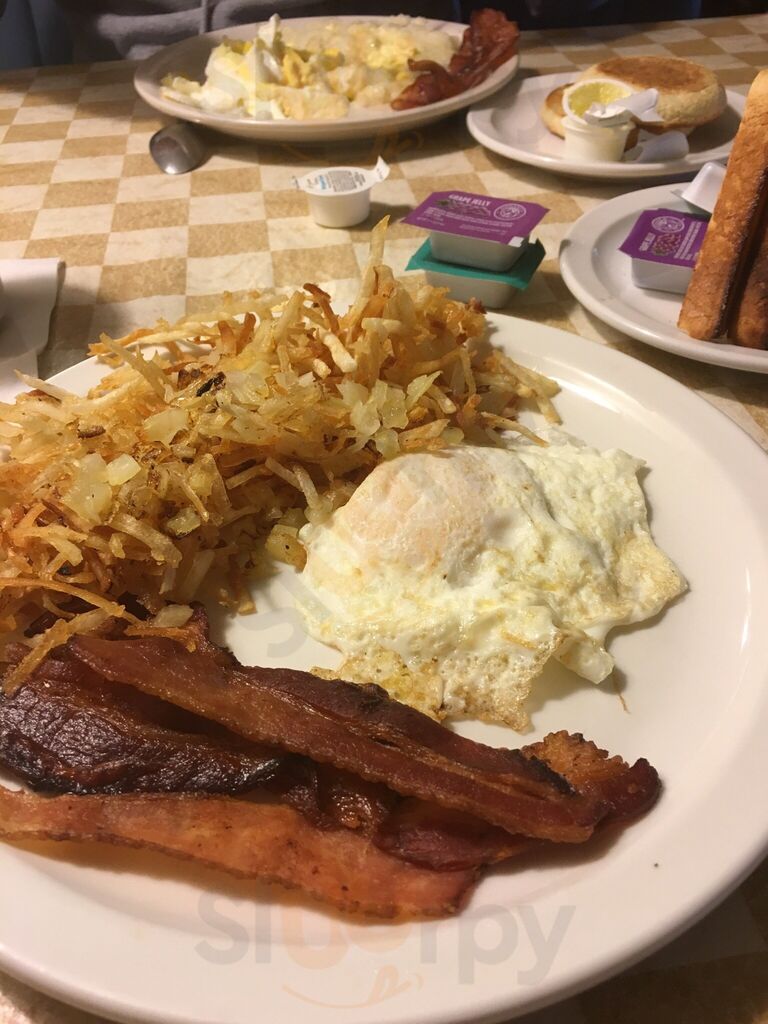 Marybills Cafe & Elbow Room