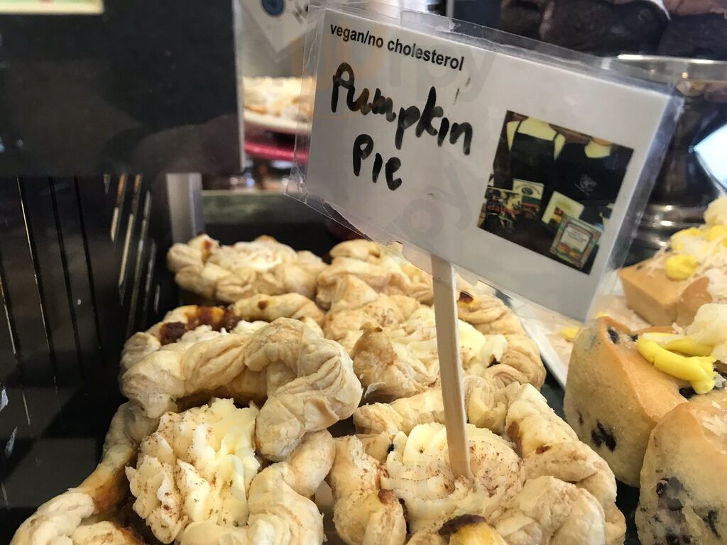 Claire's Corner Copia