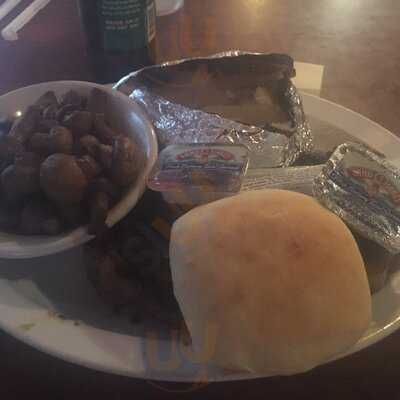 Hunters Pub And Steakhouse