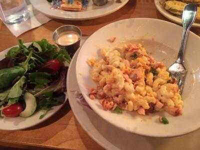 Jim 'n Nick's Bar-b-q