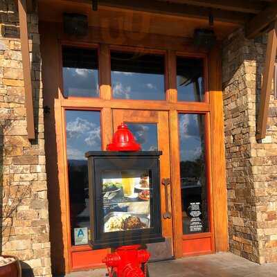 Lazy Dog Restaurant & Bar