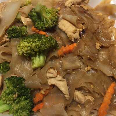 Mom Can Cook Thai Kitchen