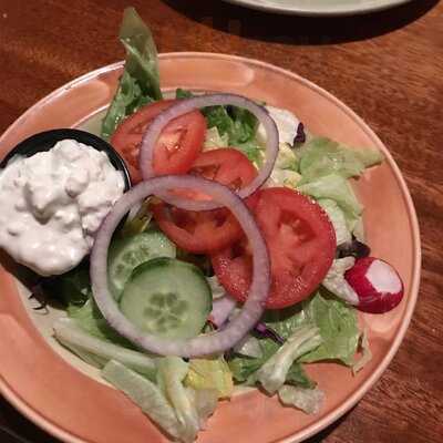 Gilligans Bar And Grill