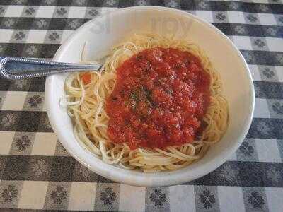 Marina's On The Square