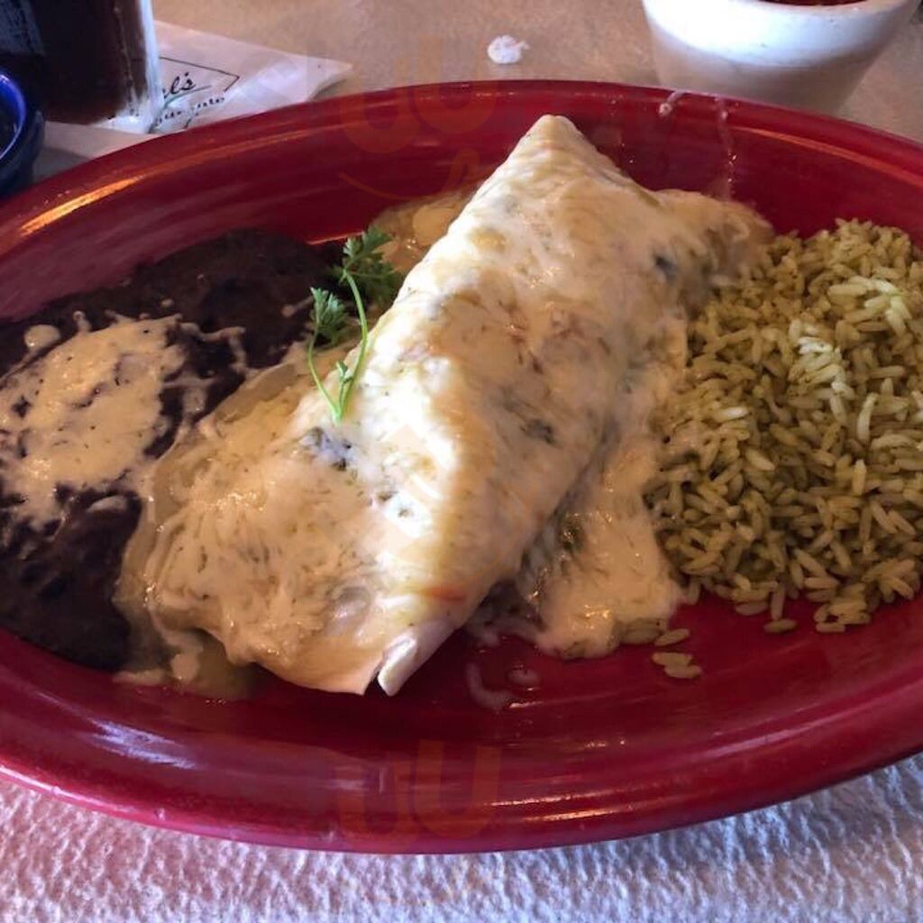 Phil Sandoval's Mexican Restaurante