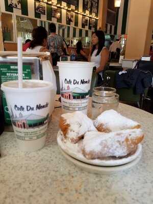 Cafe Du Monde - Lakeside