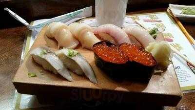 Fin Fushion Sushi