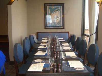 John Davenport's At Omni New Haven