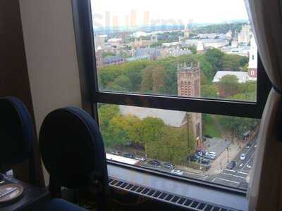 John Davenport's At Omni New Haven