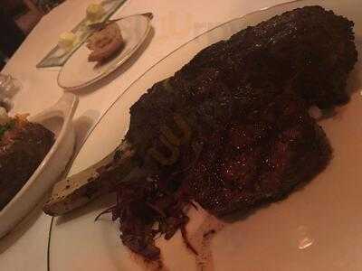 William B's Steakhouse