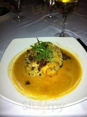 William B's Steakhouse