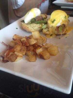 Note. Bistro And Winebar