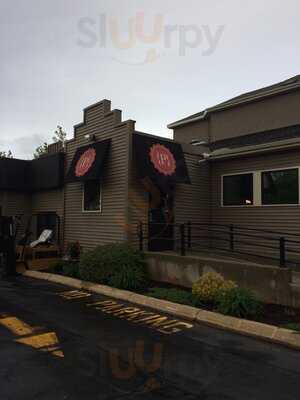 Peppercorns Grille & Bar