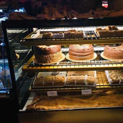 Alpine Bakery & Pizzeria