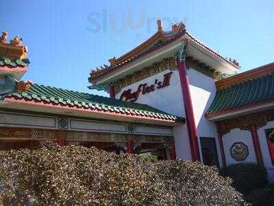 Chef Lee's Peking Restaurant