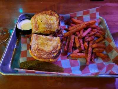 Huske Hardware House Restaurant And Brewery