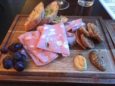 Bacco Pizzeria And Wine Bar