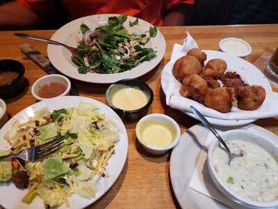 Rafferty's Restaurant & Bar