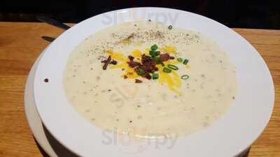 Rafferty's Restaurant & Bar