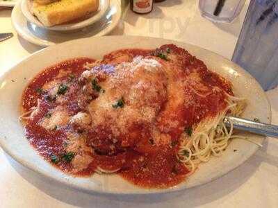 Mr. Ed's Seafood & Italian Restaurant, Live Oak