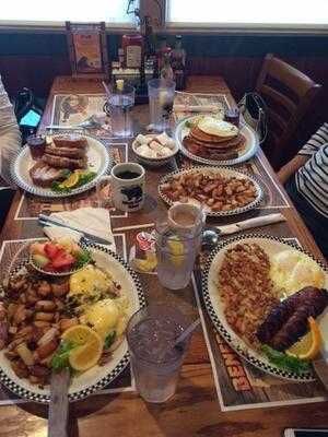 Black Bear Diner