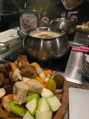 Melting Pot Restaurant