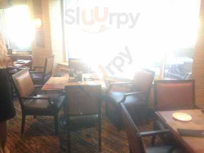 Augustino's Italian Eatery And Prime Steaks