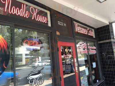 Phoenix Noodle House