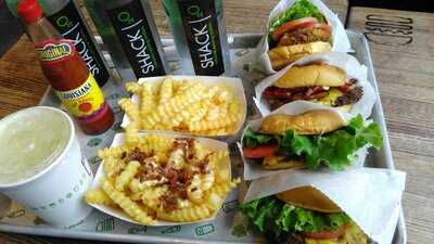 Shake Shack New Haven