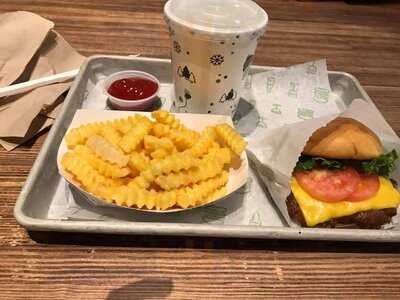 Shake Shack New Haven