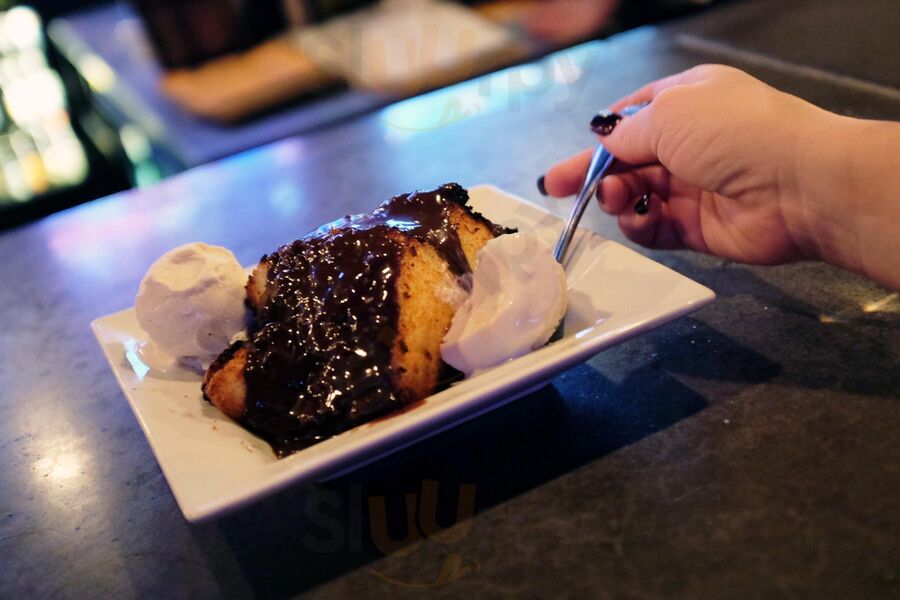 Piscazzi's The Merchant Tavern