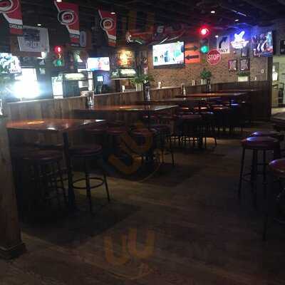 Carolina Ale House - Fayetteville