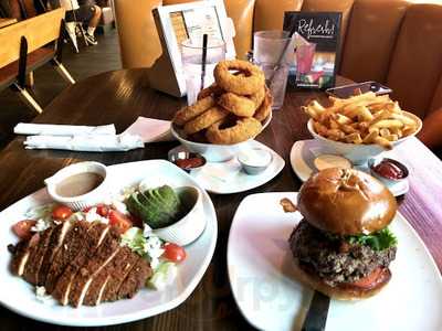 Stacked: Food Well Built