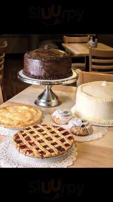 Pie Pan Restaurant & Bakery