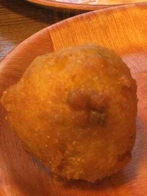 Ezell's Catfish Cabin