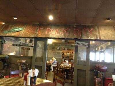 Ezell's Catfish Cabin