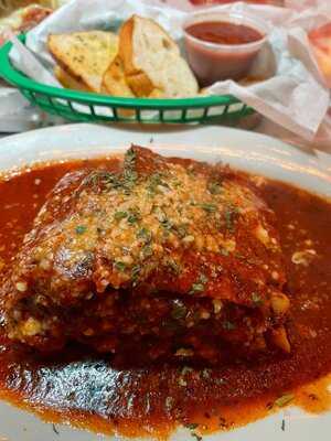 Monjunis Italian Cafe & Grocery