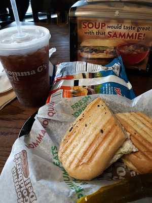 Momma Goldbergs Deli