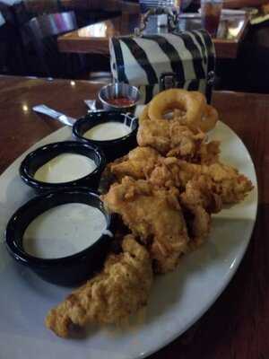 Sam’s Sports Grill