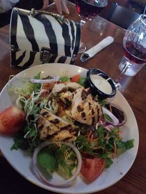 Sam’s Sports Grill