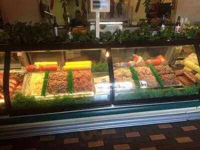 New Yorker Deli & Restaurant