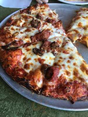 Toppers Pizza