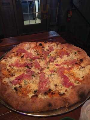 Pavona's Pizza Joint