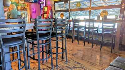 Pavona's Pizza Joint