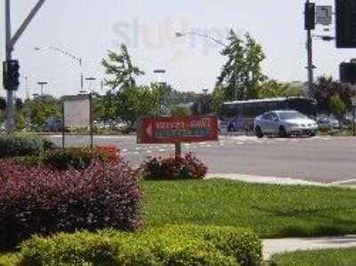 Velvet Grill And Creamery